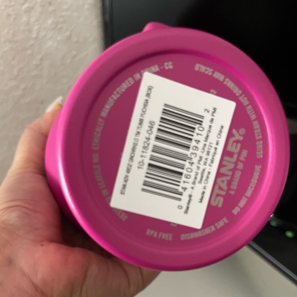 Stanley 40oz Tumbler Fuschia! New Color Water Bottle tumbler - Picture 2 of 7